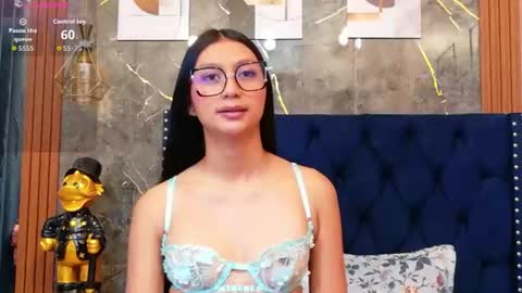 Snapshot of thin_eva chatting on 07.31.26 Eva online show from 07.31.26