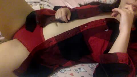 Snapshot of thiqqcutie chatting on 10.08.25 Jasmine online show from 10.08.25