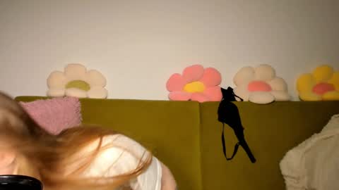 Snapshot of thisisamelia chatting on 01.26.25 Amelia shows on mondays fridays and sundays if anything changes im giving updates on my fansly online show from 01.26.25