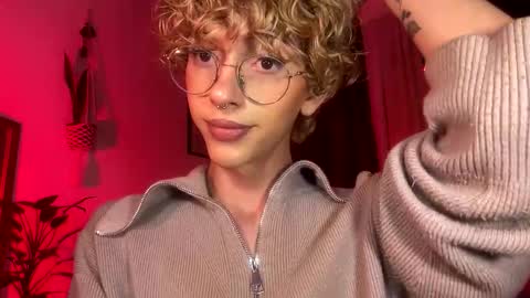 Snapshot of thisisdamiano chatting on 04.19.26 Damiano online show from 04.19.26