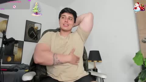 Snapshot of thom_ohtani chatting on 11.06.25 thom_ohtani online show from 11.06.25