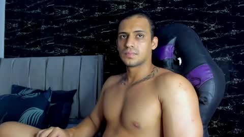 Thomas online show from 05.12.26