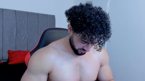 Thomas Brandon online show from 01.06.26