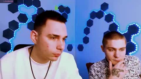 Snapshot of thomas_crow chatting on 12.01.25 thomas_crow online show from 12.01.25