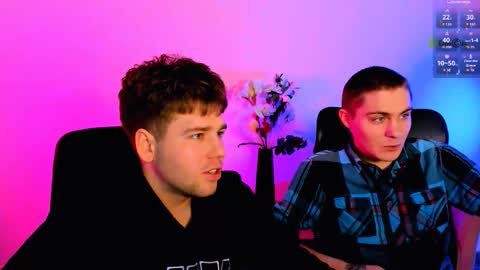 Snapshot of thomas_crow chatting on 12.15.25 thomas_crow online show from 12.15.25