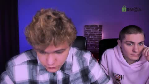 Snapshot of thomas_crow chatting on 01.06.26 thomas_crow online show from 01.06.26