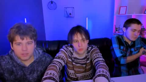 Snapshot of thomas_crow chatting on 02.08.26 thomas_crow online show from 02.08.26