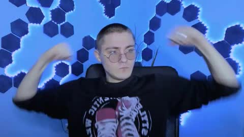 Snapshot of thomas_crow chatting on 02.27.26 thomas_crow online show from 02.27.26