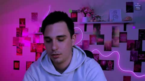 thomas_crow online show from 04.21.26