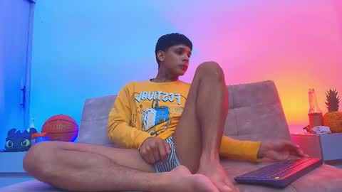 THOMAS  JOHANN online show from 11.20.25