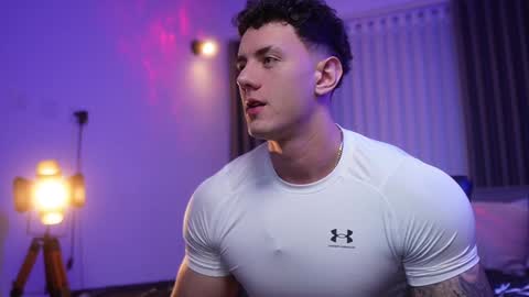 Thomas Falcon online show from 01.03.25