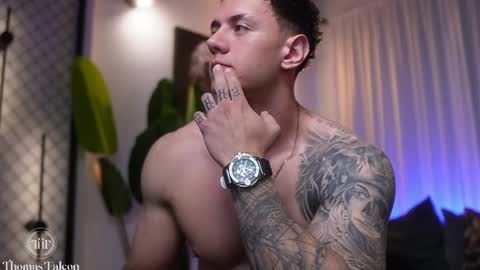 Thomas Falcon online show from 01.08.25