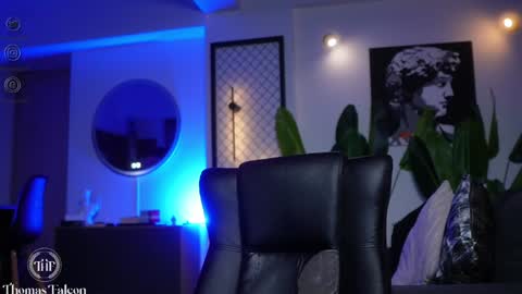 Thomas Falcon online show from 01.15.25