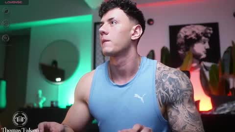 Thomas Falcon online show from 03.05.25