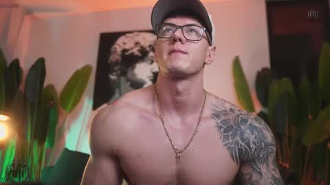 Thomas Falcon online show from 11.29.25