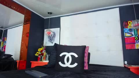 Snapshot of thomas_may4rs chatting on 03.12.25 ---Thomas--- online show from 03.12.25