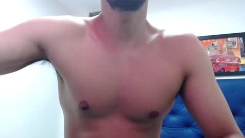 Snapshot of thomas_neuman chatting on 02.02.25 Thomas online show from 02.02.25