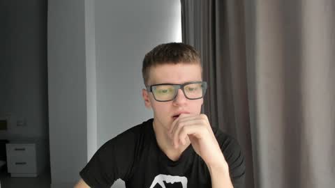 Snapshot of thomas_shelbivip chatting on 12.02.24 Tomas online show from 12.02.24