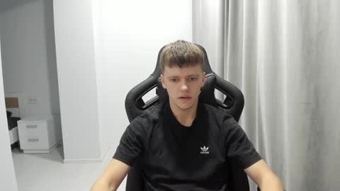 Snapshot of thomas_shelbivip chatting on 01.15.25 Tomas online show from 01.15.25