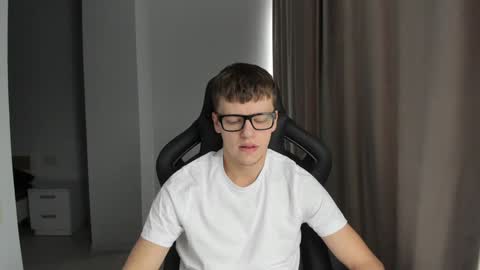 Snapshot of thomas_shelbivip chatting on 01.16.25 Tomas online show from 01.16.25