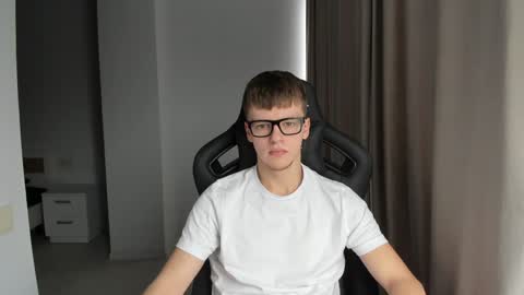 Snapshot of thomas_shelbivip chatting on 01.27.25 Tomas online show from 01.27.25