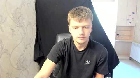 Snapshot of thomas_shelbivip chatting on 09.20.25 Tomas online show from 09.20.25