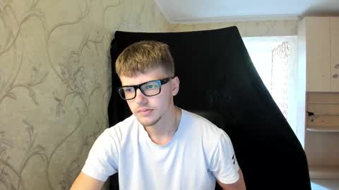 Snapshot of thomas_shelbivip chatting on 10.03.25 Tomas online show from 10.03.25