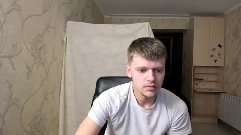 Snapshot of thomas_shelbivip chatting on 11.16.25 Tomas online show from 11.16.25