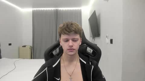 Snapshot of thomas_shelbivip chatting on 02.11.26 Tomas online show from 02.11.26