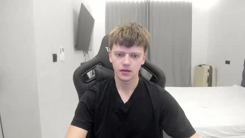 Snapshot of thomas_shelbivip chatting on 02.12.26 Tomas online show from 02.12.26