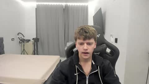 Snapshot of thomas_shelbivip chatting on 02.19.26 Tomas online show from 02.19.26