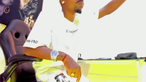 Snapshot of thomas_shelbys chatting on 02.23.25 Thomas online show from 02.23.25