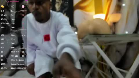 Snapshot of thomas_shelbys chatting on 03.06.25 Thomas online show from 03.06.25