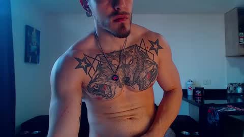 Snapshot of thomashoward31 chatting on 01.27.25 Thomas online show from 01.27.25