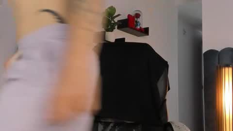 Snapshot of thomasmarzo1 chatting on 10.09.25 sweetfit boy online show from 10.09.25