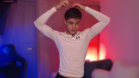 Thom Klein online show from 11.24.25