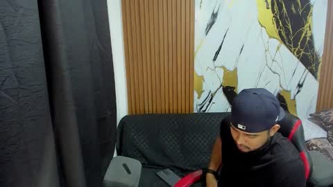 thomson_hot01 online show from 01.16.26