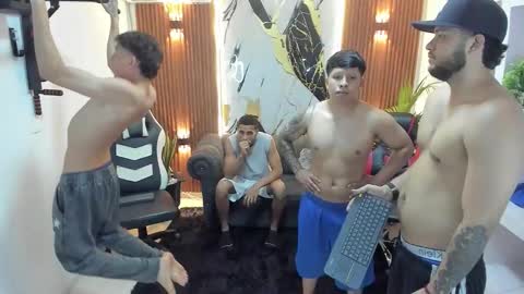 thomson_hot01 online show from 04.23.26