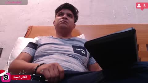 Snapshot of thor0200 chatting on 12.12.24 thor0200 online show from 12.12.24