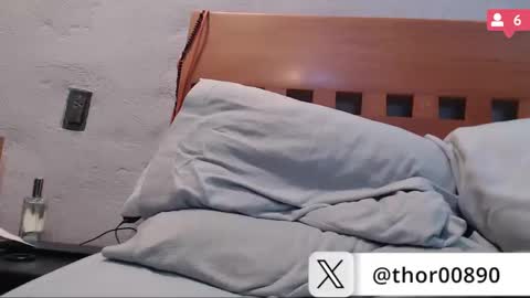 Snapshot of thor0200 chatting on 01.22.25 thor0200 online show from 01.22.25