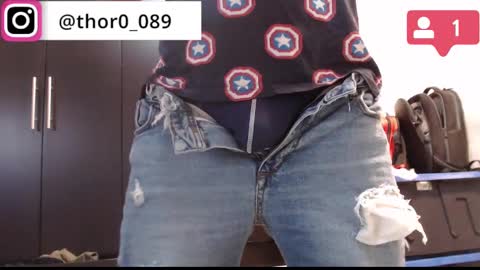 Snapshot of thor0200 chatting on 02.01.25 thor0200 online show from 02.01.25