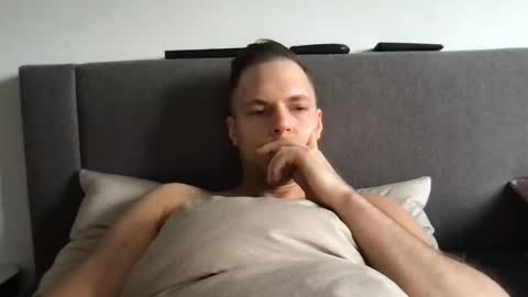 Snapshot of thorhh1991 chatting on 01.28.25 thorhh1991 online show from 01.28.25