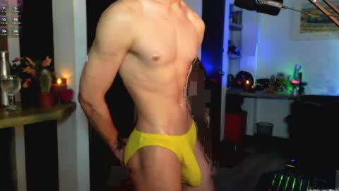 Snapshot of thoroughbredxx chatting on 04.02.26 L e a n d e r 25OFF ON MY OF online show from 04.02.26