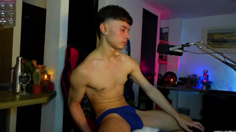 Snapshot of thoroughbredxx chatting on 04.04.26 L e a n d e r 25OFF ON MY OF online show from 04.04.26