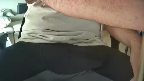 Snapshot of throbbinnoodle chatting on 03.23.26 throbbinnoodle online show from 03.23.26