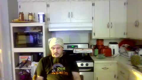 thunder8u42 online show from 10.31.25