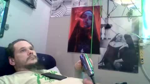 Snapshot of thunder8u42 chatting on 12.22.25 thunder8u42 online show from 12.22.25