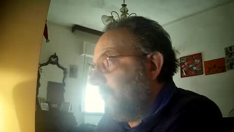 Snapshot of thunderflash73 chatting on 02.19.25 Little Wolf online show from 02.19.25