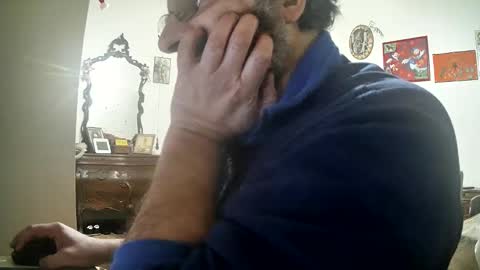 Snapshot of thunderflash73 chatting on 02.19.25 Little Wolf online show from 02.19.25