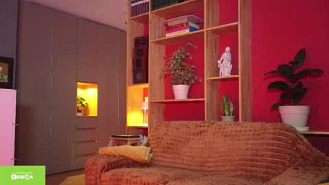 Snapshot of tia_j chatting on 12.13.25 tia_j online show from 12.13.25